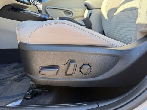 Used 2025 Kia Soul EX image 17