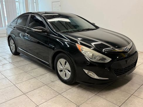 Used 2014 Hyundai Sonata Hybrid Sedan 4D image 1