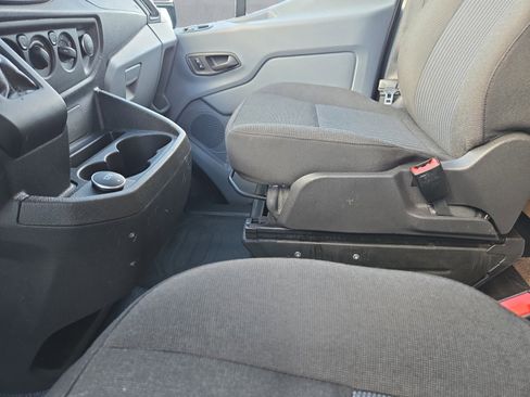 Certified 2017 Ford Transit 350 XLT image 22