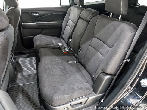 Used 2022 Honda Pilot Sport image 16