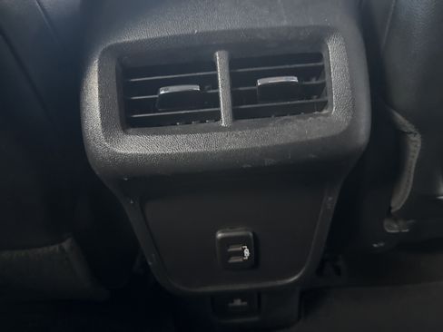 Used 2020 GMC Terrain SLT w/ Preferred Package image 15