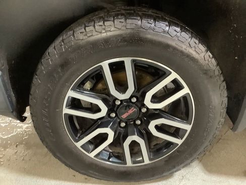 Used 2021 GMC Sierra 1500 AT4 w/ AT4 Preferred Package AWD/4WD image 26