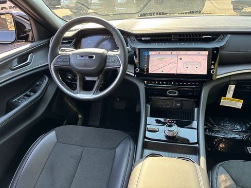 New 2026 Jeep Grand Cherokee Altitude AWD/4WD image 10