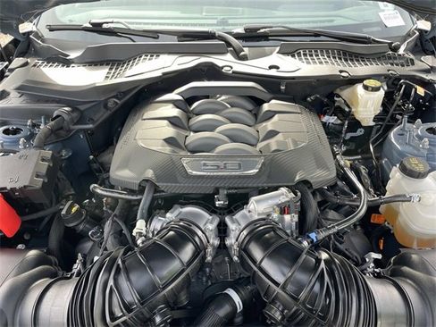 Certified 2025 Ford Mustang GT Premium image 37