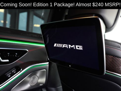 Used 2024 Mercedes-Benz S 63 AMG S w/ Carbon Fiber Exterior Package image 9