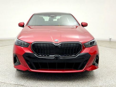 Used 2024 BMW 540i xDrive w/ Premium Package AWD/4WD image 2