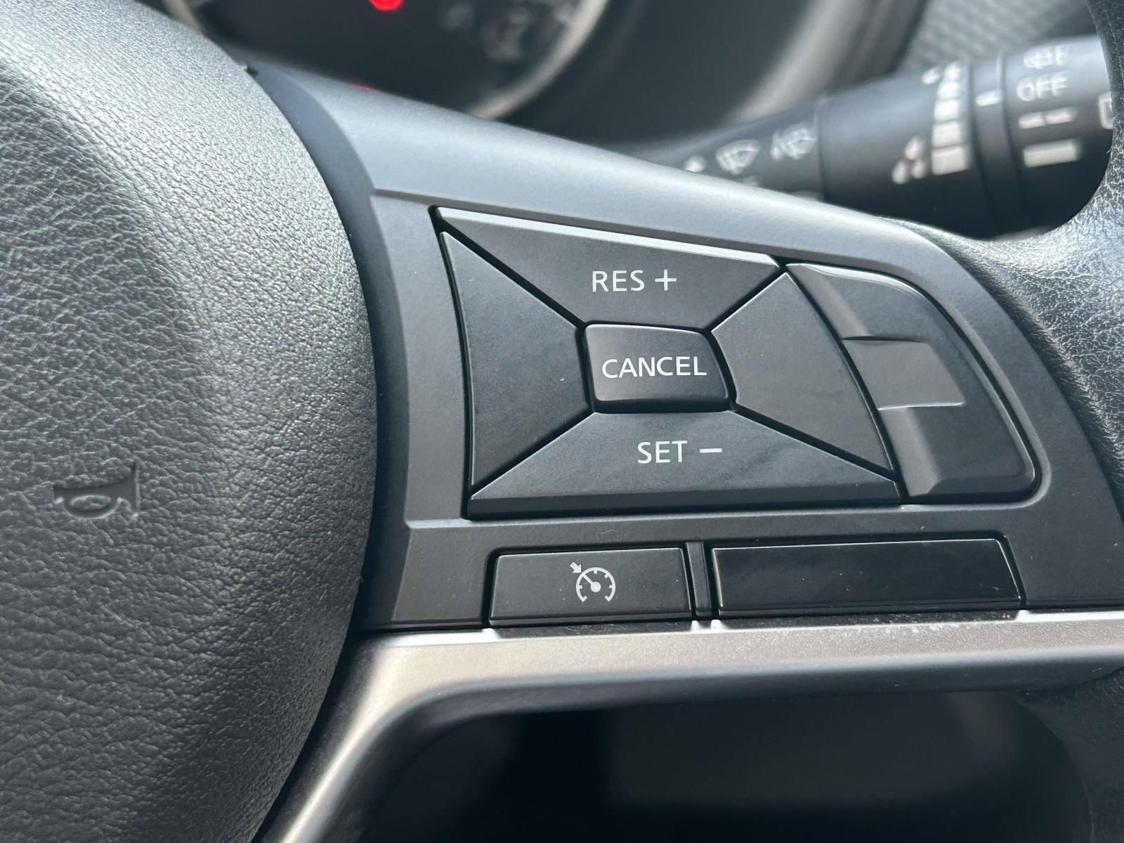 Used 2022 Nissan Kicks S FWD image 23