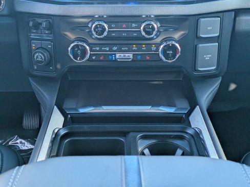 New 2026 Ford F250 Platinum w/ Tremor Off-Road Package AWD/4WD image 19