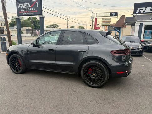 Used 2017 Porsche Macan GTS AWD/4WD image 3