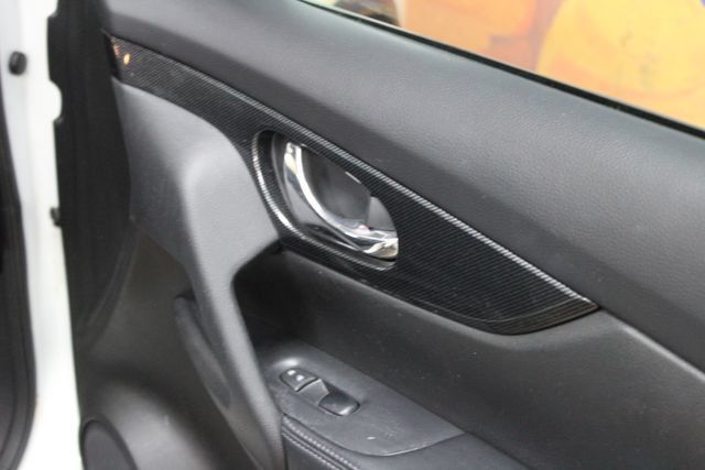 Used 2014 Nissan Rogue SL AWD/4WD image 11