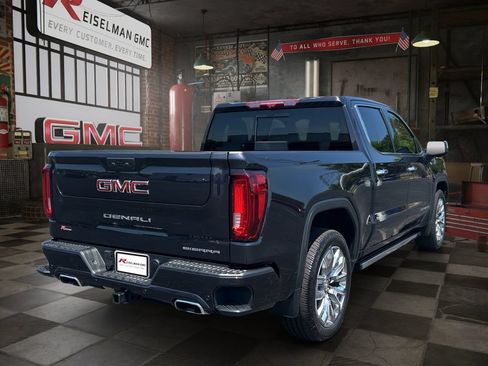 Certified 2025 GMC Sierra 1500 Denali AWD/4WD image 5