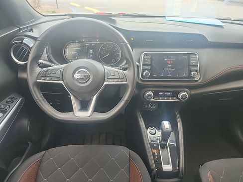 Used 2020 Nissan Kicks SR w/ Exterior Package image 6