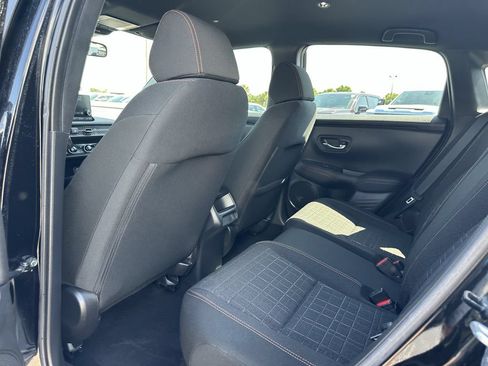Used 2024 Honda HR-V Sport image 18