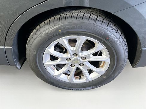 Used 2020 Chevrolet Equinox LT image 11