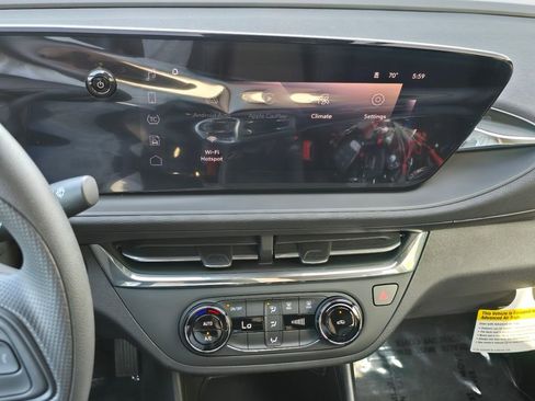 New 2026 Buick Envista Preferred FWD image 19