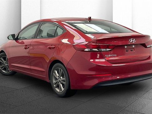 Used 2018 Hyundai Elantra SEL image 8