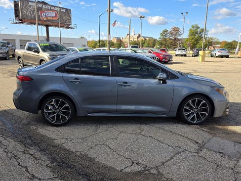 Used 2020 Toyota Corolla SE image 4