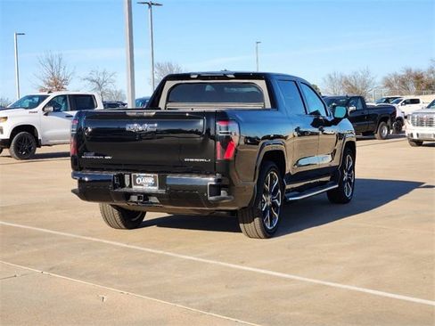 New 2025 GMC Sierra EV Denali image 6