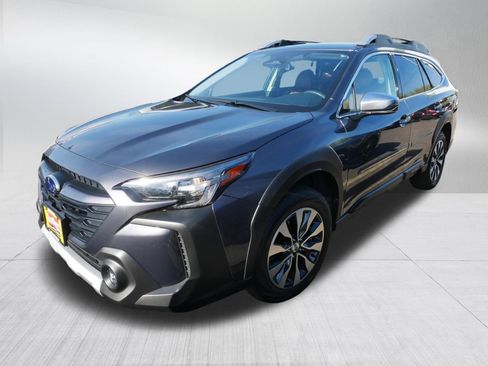 Used 2024 Subaru Outback Touring AWD/4WD image 37