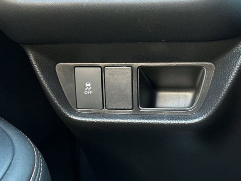 Certified 2026 Honda HR-V Sport image 29