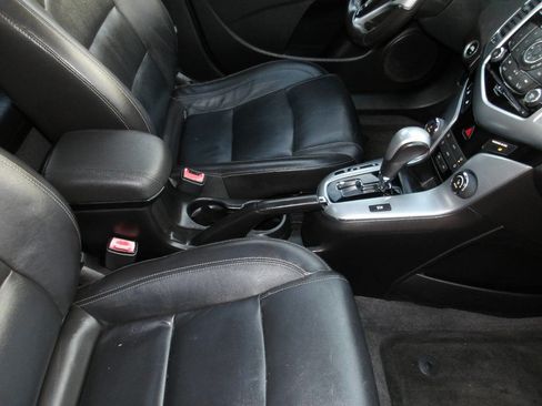 Used 2013 Chevrolet Cruze LTZ w/ Enhanced Safety Package image 18