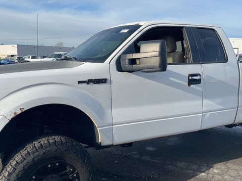 Used 2012 Ford F150 XLT w/ XLT Chrome Pkg image 8