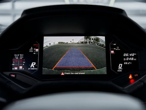 Used 2022 Lamborghini Huracan STO image 74