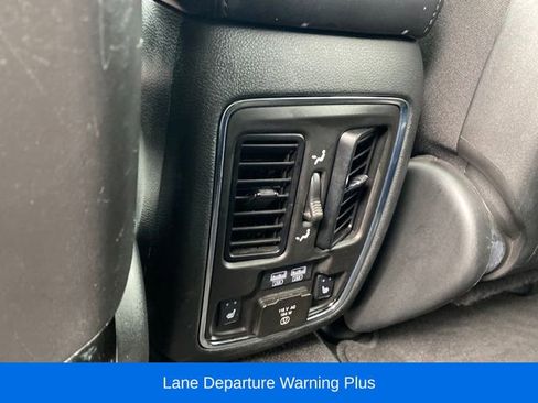 Used 2022 Jeep Grand Cherokee Limited w/ Luxury Group II image 19