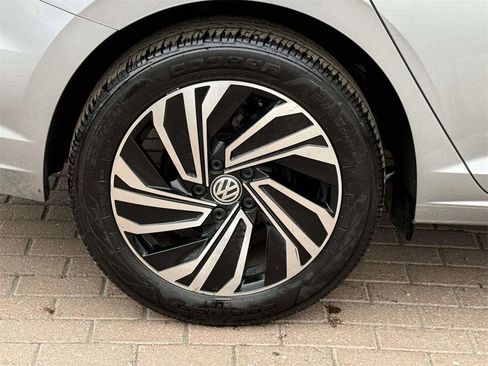 Used 2020 Volkswagen Jetta SEL image 8