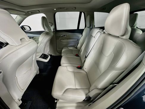Used 2023 Volvo XC90 B5 Core w/ Protection Package Premier AWD/4WD image 25