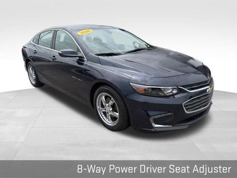 Used 2016 Chevrolet Malibu LT FWD image 18