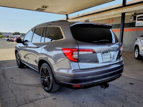 Used 2021 Honda Pilot Special Edition image 3