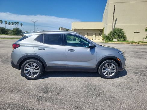 Used 2023 Buick Encore GX Essence w/ Experience Buick Package FWD image 5