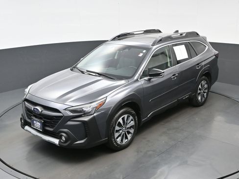 Used 2023 Subaru Outback Limited AWD/4WD image 36