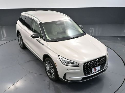 Used 2023 Lincoln Corsair Reserve image 56