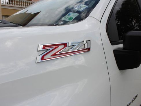 Used 2022 Chevrolet Silverado 2500 LT w/ Convenience Package AWD/4WD image 24