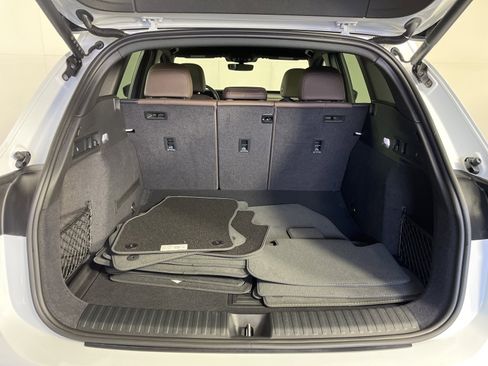 Certified 2025 Audi Q6 e-tron Premium w/ Convenience Package image 23