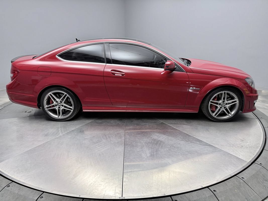 Used 2012 Mercedes-Benz C 63 AMG Coupe image 3