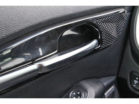 Certified 2022 Kia Seltos SX w/ Sunroof Package AWD/4WD image 21