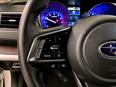 Used 2019 Subaru Outback 2.5i Limited AWD/4WD image 17