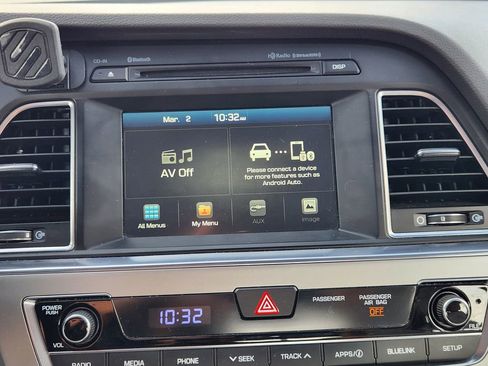 Used 2016 Hyundai Sonata SE image 16