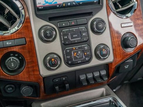 Used 2016 Ford F250 King Ranch w/ FX4 Off-Road Package AWD/4WD image 29