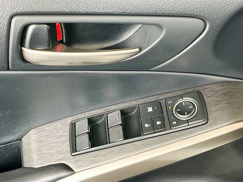 Used 2020 Lexus IS 300 F Sport w/ F Sport Package RWD image 18