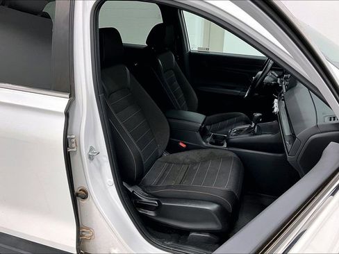 Used 2023 Honda CR-V Sport image 9