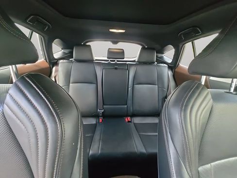 Used 2021 Toyota Venza Limited w/ Advanced Technology Package AWD/4WD image 17