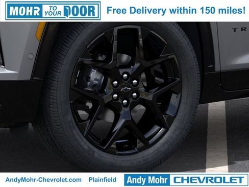 New 2026 Chevrolet Traverse RS w/ LPO, Floor Liner Package AWD/4WD image 11