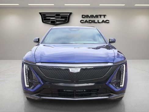 New 2026 Cadillac Lyriq Sport image 8