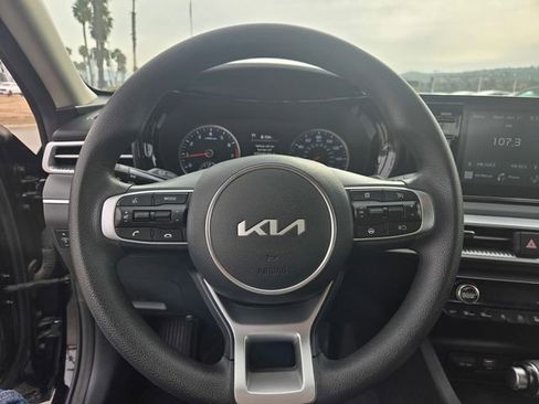 Used 2022 Kia K5 LXS image 24