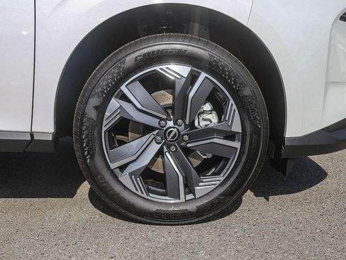New 2026 Nissan Murano SV w/ Cargo Package AWD/4WD image 11