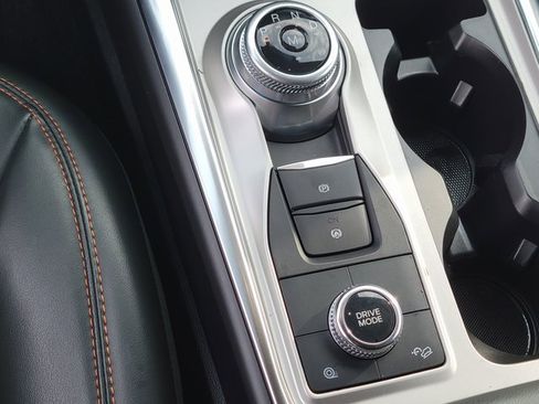 Certified 2022 Ford Explorer Timberline image 13